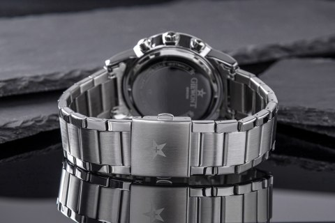 Zegarek Męski Giewont Apex Chrono GW6480-1 Chronograf Silver/Black Zegarek Męski Giewont Apex Chrono GW6480-1 Chronograf Silver/Black