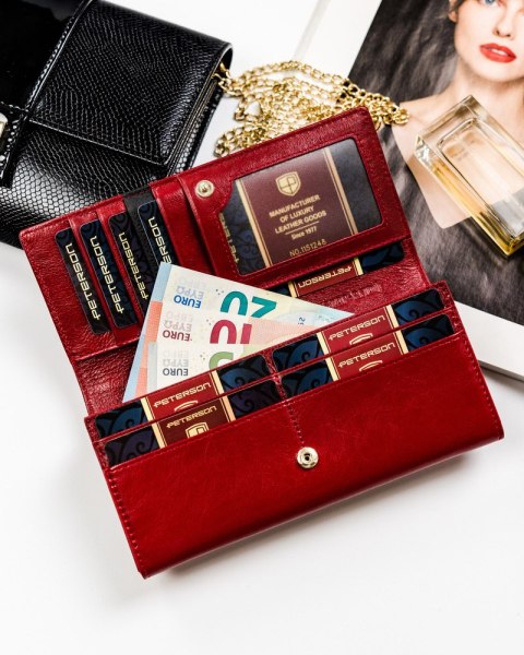 Skórzany elegancki portfel damski z ochroną RFID - Peterson Skórzany elegancki portfel damski z ochroną RFID - Peterson