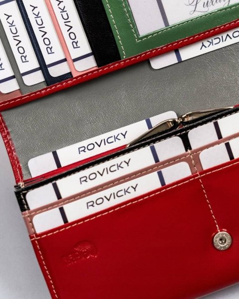 Elegancki, podłużny portfel damski z klapą na zatrzask - Cavaldi Elegancki, podłużny portfel damski z klapą na zatrzask - Cavaldi