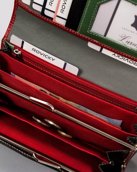 Elegancki, podłużny portfel damski z klapą na zatrzask - Cavaldi Elegancki, podłużny portfel damski z klapą na zatrzask - Cavaldi