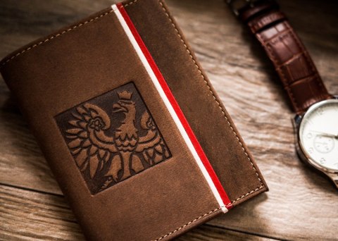 Skórzany portfel męski z akcentem patriotycznym - Peterson Skórzany portfel męski z akcentem patriotycznym - Peterson