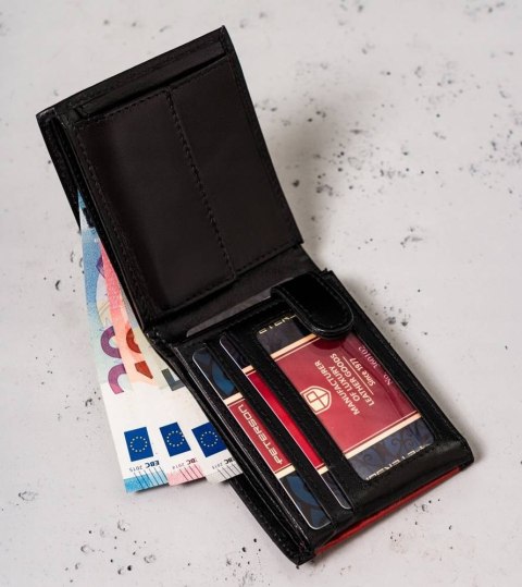 Mały, skórzany portfel męski w orientacji poziomej z systemem RFID — Peterson Mały, skórzany portfel męski w orientacji poziomej z systemem RFID — Peterson
