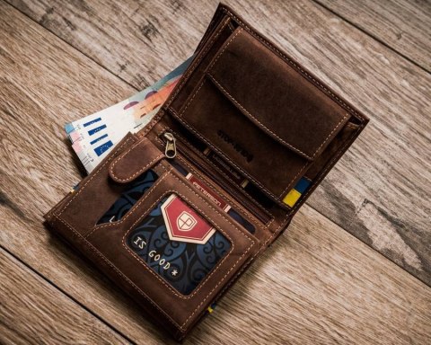 Skórzany portfel męski bez zapięcia z systemem RFID - Peterson Skórzany portfel męski bez zapięcia z systemem RFID - Peterson