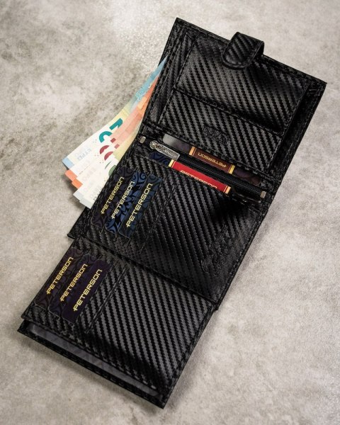 Zestaw prezentowy carbon z portfelem i brelokiem — Peterson Zestaw prezentowy carbon z portfelem i brelokiem — Peterson