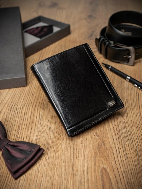 Elegancki portfel męski ze skóry naturalnej, bez zapięcia - Rovicky Elegancki portfel męski ze skóry naturalnej, bez zapięcia - Rovicky