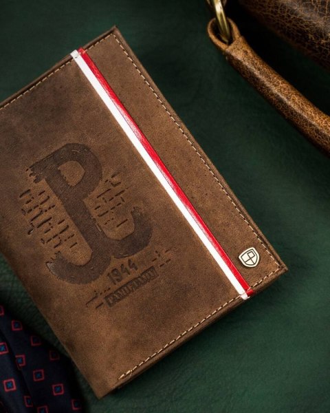 Skórzany portfel męski z motywem patriotycznym - Peterson Skórzany portfel męski z motywem patriotycznym - Peterson