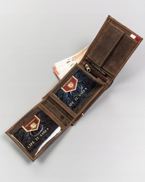 Skórzany portfel męski z patriotycznym wzorem - Peterson Skórzany portfel męski z patriotycznym wzorem - Peterson
