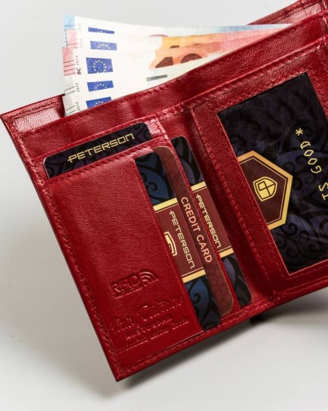 Mały, skórzany portfel damski z systemem RFID - Peterson Mały, skórzany portfel damski z systemem RFID - Peterson
