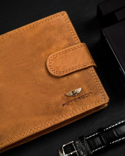 Poziomy portfel męski ze skóry naturalnej, system RFID Protect - Peterson Poziomy portfel męski ze skóry naturalnej, system RFID Protect - Peterson