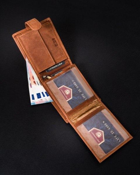 Poziomy portfel męski ze skóry naturalnej, system RFID Protect - Peterson Poziomy portfel męski ze skóry naturalnej, system RFID Protect - Peterson