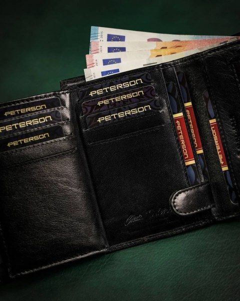 Skórzany portfel męski bez zapięcia zewnętrznego - Peterson Skórzany portfel męski bez zapięcia zewnętrznego - Peterson