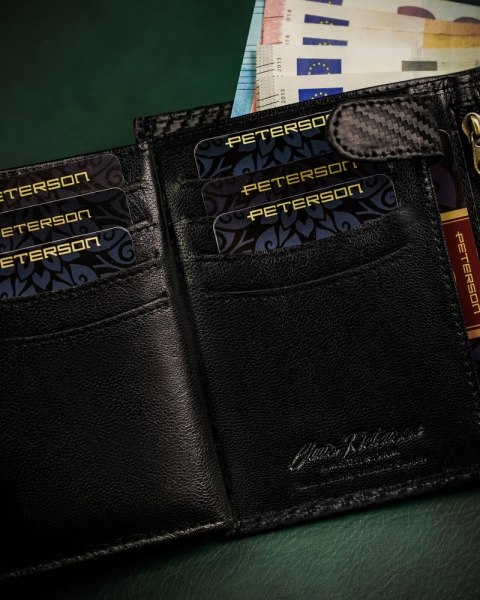Skórzany portfel męski z systemem RFID - Peterson Skórzany portfel męski z systemem RFID - Peterson