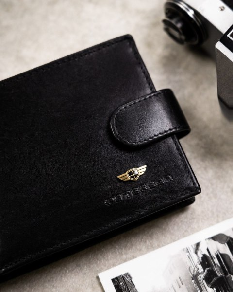 Zestaw prezentowy: elegancki skórzany portfel, etui na karty i brelok - Peterson Zestaw prezentowy: elegancki skórzany portfel, etui na karty i brelok - Peterson