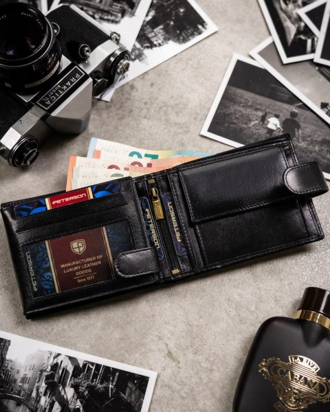 Zestaw prezentowy: elegancki skórzany portfel, etui na karty i brelok - Peterson Zestaw prezentowy: elegancki skórzany portfel, etui na karty i brelok - Peterson