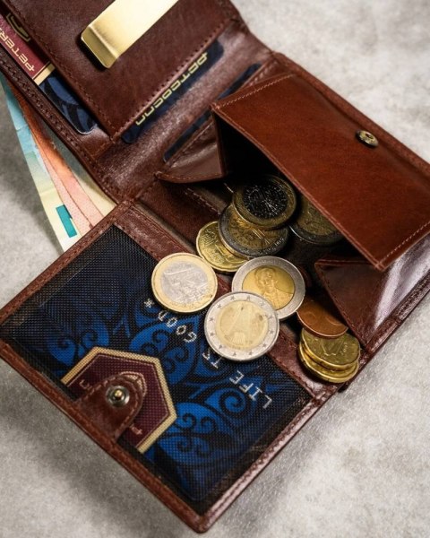 Zestaw prezentowy: skórzany portfel męski, etui i brelok - Peterson Zestaw prezentowy: skórzany portfel męski, etui i brelok - Peterson