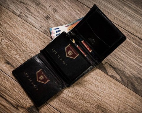 Duży, skórzany portfel męski w orientacji pionowej - Peterson Duży, skórzany portfel męski w orientacji pionowej - Peterson