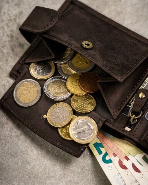 Zestaw prezentowy: portfel męski i brelok do kluczy ze skóry naturalnej - Peterson Zestaw prezentowy: portfel męski i brelok do kluczy ze skóry naturalnej - Peterson