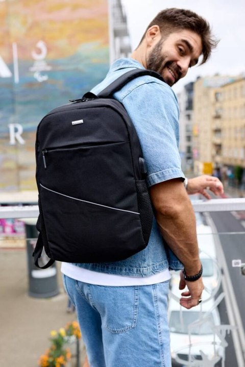 Duży, męski plecak na laptopa z portem USB - Peterson Duży, męski plecak na laptopa z portem USB - Peterson