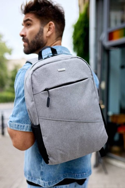 Duży, męski plecak na laptopa z portem USB - Peterson Duży, męski plecak na laptopa z portem USB - Peterson