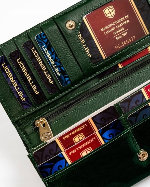 Duży, skórzany portfel damski z systemem RFID - Peterson Duży, skórzany portfel damski z systemem RFID - Peterson