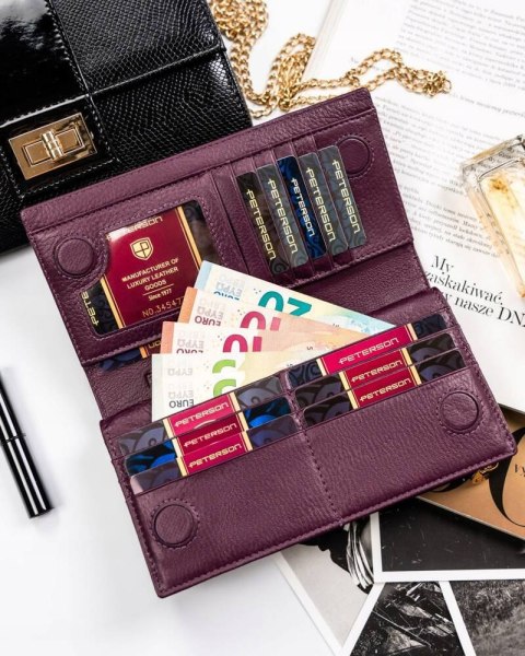 Elegancki portfel damski na magnes - Peterson Elegancki portfel damski na magnes - Peterson