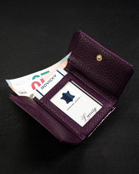 Lakierowany, skórzany portfel damski z systemem RFID - Lorenti Lakierowany, skórzany portfel damski z systemem RFID - Lorenti