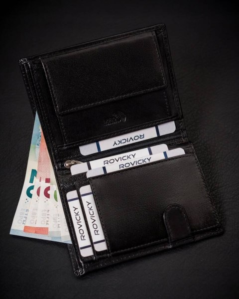 Portfel męski ze skóry naturalnej wyposażony w system RFID - Rovicky Portfel męski ze skóry naturalnej wyposażony w system RFID - Rovicky