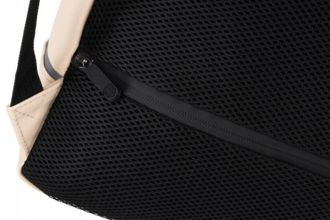 Solidny plecak miejski z materiału syntetycznego z etui w zestawie - Peterson Solidny plecak miejski z materiału syntetycznego z etui w zestawie - Peterson