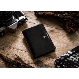 Czarny, pionowy portfel męski ze skóry naturalnej - Peterson