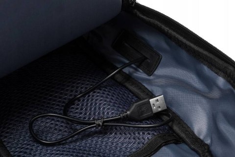 Saszetka na ramię z portem USB - Peterson Saszetka na ramię z portem USB - Peterson