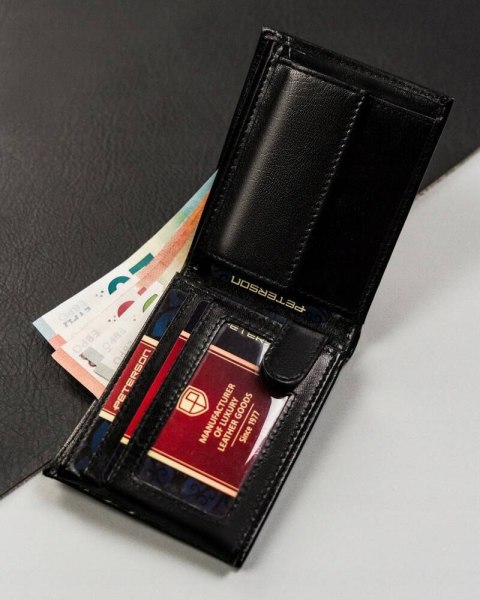 Mały, skórzany portfel męski bez zapięcia - Peterson Mały, skórzany portfel męski bez zapięcia - Peterson