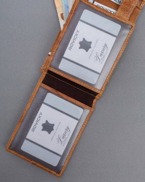 Duży, patriotyczny portfel męski z systemem RFID Duży, patriotyczny portfel męski z systemem RFID