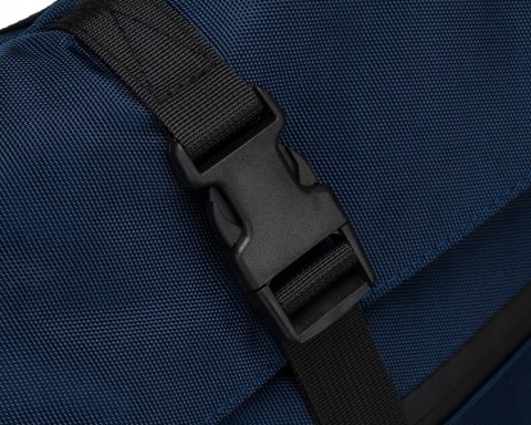 Duży, granatowy plecak miejski z miejscem na laptopa wykonany z poliestru - Peterson Duży, granatowy plecak miejski z miejscem na laptopa wykonany z poliestru - Peterson