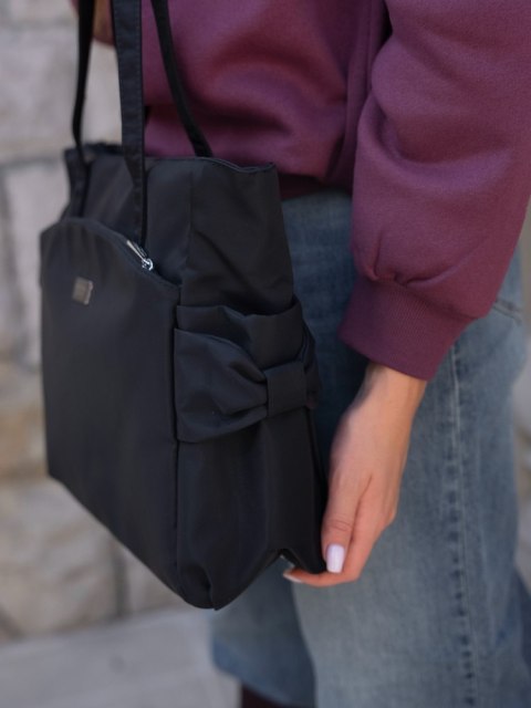 Czarny shopper bag torebka mieszcząca A4 - Peterson Czarny shopper bag torebka mieszcząca A4 - Peterson