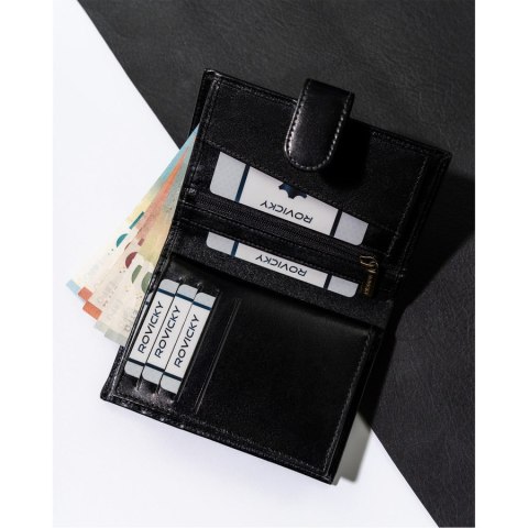 Skórzany, czarny portfel męski z zapięciem i systemem RFID - Rovicky Skórzany, czarny portfel męski z zapięciem i systemem RFID - Rovicky