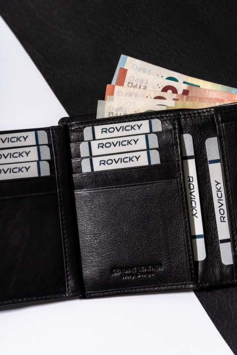Portfel męski skórzany pionowy z ochroną RFID - Rovicky Portfel męski skórzany pionowy z ochroną RFID - Rovicky