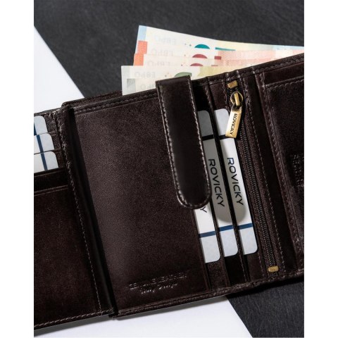 Stylowy portfel męski skórzany z RFID na zatrzask - Rovicky Stylowy portfel męski skórzany z RFID na zatrzask - Rovicky