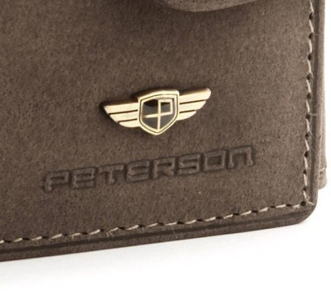 Skórzany portfel z zapinką i ochroną kart RFID — Peterson Skórzany portfel z zapinką i ochroną kart RFID — Peterson