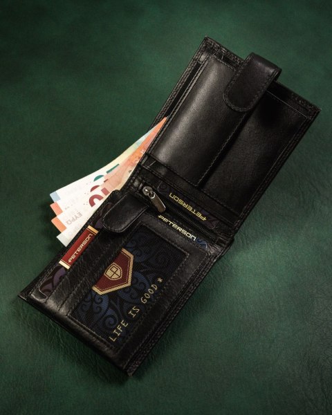 Zapinany portfel męski z systemem RFID Protect - Peterson Zapinany portfel męski z systemem RFID Protect - Peterson
