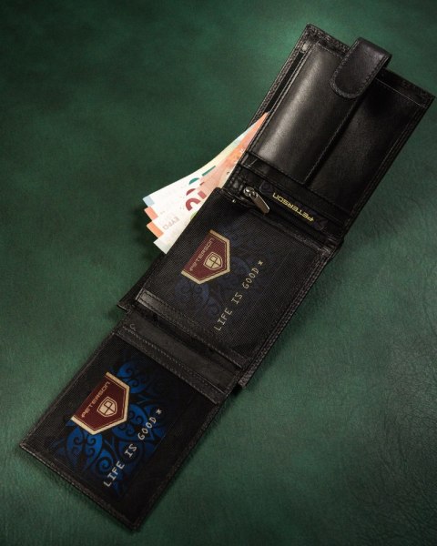 Zapinany portfel męski z systemem RFID Protect - Peterson Zapinany portfel męski z systemem RFID Protect - Peterson