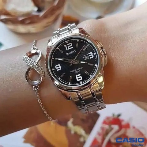 ZEGAREK DAMSKI CASIO LTP-1314D 1AVDF (zd574b) + BOX ZEGAREK DAMSKI CASIO LTP-1314D 1AVDF (zd574b) + BOX