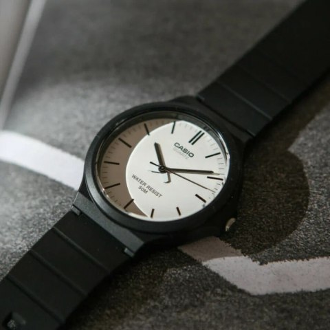 ZEGAREK MĘSKI CASIO MW-240-7E (zd166i) - KLASYKA + BOX ZEGAREK MĘSKI CASIO MW-240-7E (zd166i) - KLASYKA + BOX