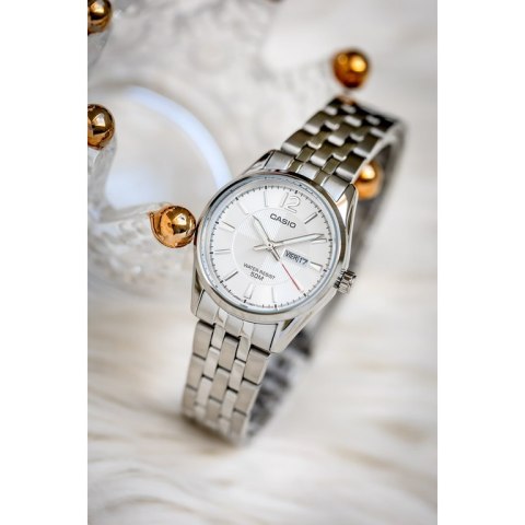 Zegarek Damski Casio LTP-1335D-7A (zd644e) + BOX Zegarek Damski Casio LTP-1335D-7A (zd644e) + BOX
