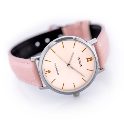 Zegarek Damski Casio LTP-VT01L-4B + BOX Zegarek Damski Casio LTP-VT01L-4B + BOX