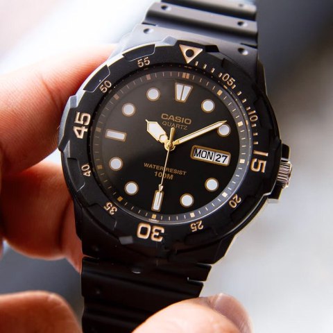 Zegarek Męski Casio Collection MRW-200H-1E + BOX Zegarek Męski Casio Collection MRW-200H-1E + BOX