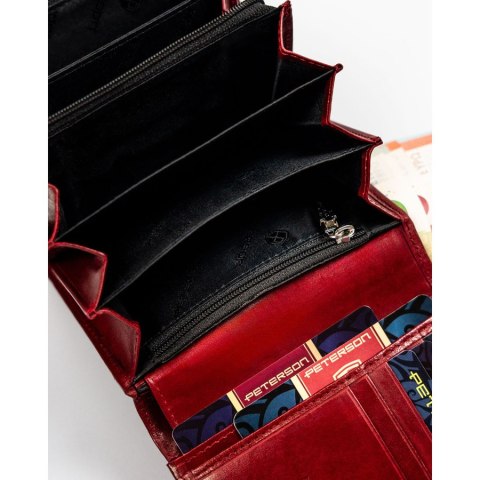 Elegancki i kompaktowy portfel damski w czerwonym kolorze wykonany ze skóry naturalnej - Peterson Elegancki i kompaktowy portfel damski w czerwonym kolorze wykonany ze skóry naturalnej - Peterson