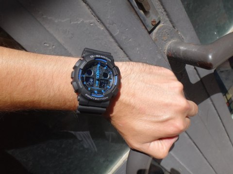 ZEGAREK MĘSKI CASIO G-SHOCK GA-100-1A2ER (zd135b) + BOX ZEGAREK MĘSKI CASIO G-SHOCK GA-100-1A2ER (zd135b) + BOX