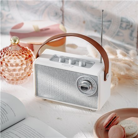 Głośnik z radiem | CR 1902 W | 5 W | Bluetooth | Biały | Połączenie bezprzewodowe Głośnik z radiem | CR 1902 W | 5 W | Bluetooth | Biały | Połączenie bezprzewodowe