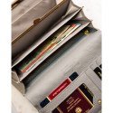 Portfel damski ze skóry naturalnej w kwiatowy wzór, wyposażony w system RFID - Peterson