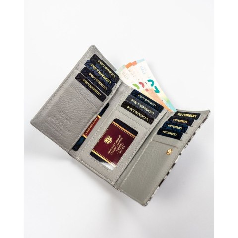 Skórzany portfel damski zamykany biglem i zatrzaskiem, wyposażony w system RFID - Peterson Skórzany portfel damski zamykany biglem i zatrzaskiem, wyposażony w system RFID - Peterson